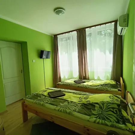 Toelgyfa Vendeghaz Penzion Balatonszepezd