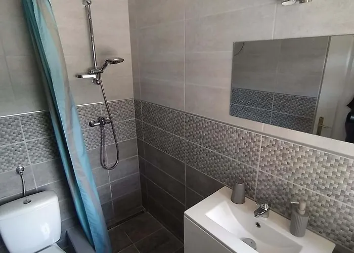 Toelgyfa Vendeghaz 3* Balatonszepezd