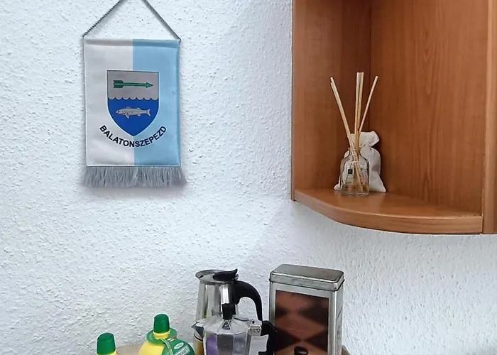 Guest house Toelgyfa Vendeghaz 3*